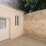Beautiful Studio In Small House Near Eiffel Tower